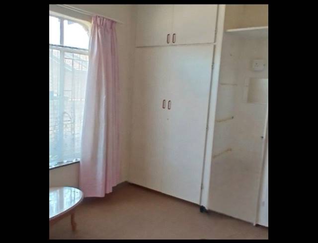 2 BEDROOM TOWNHOUSE FOR SALE IN RANDPOORT